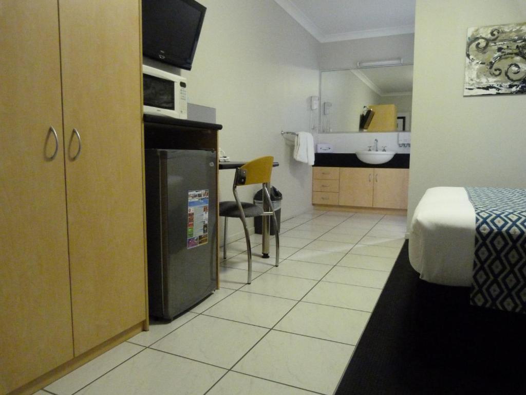 Alara Motor Inn Mackay Exterior photo