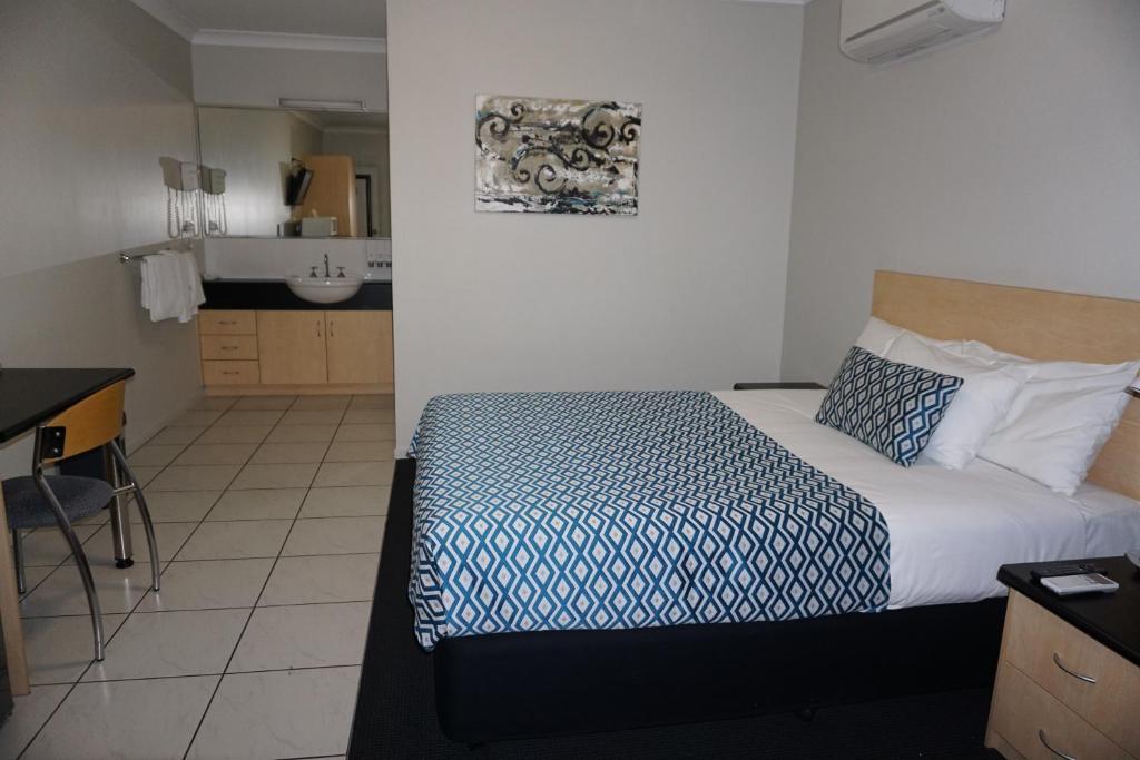 Alara Motor Inn Mackay Exterior photo