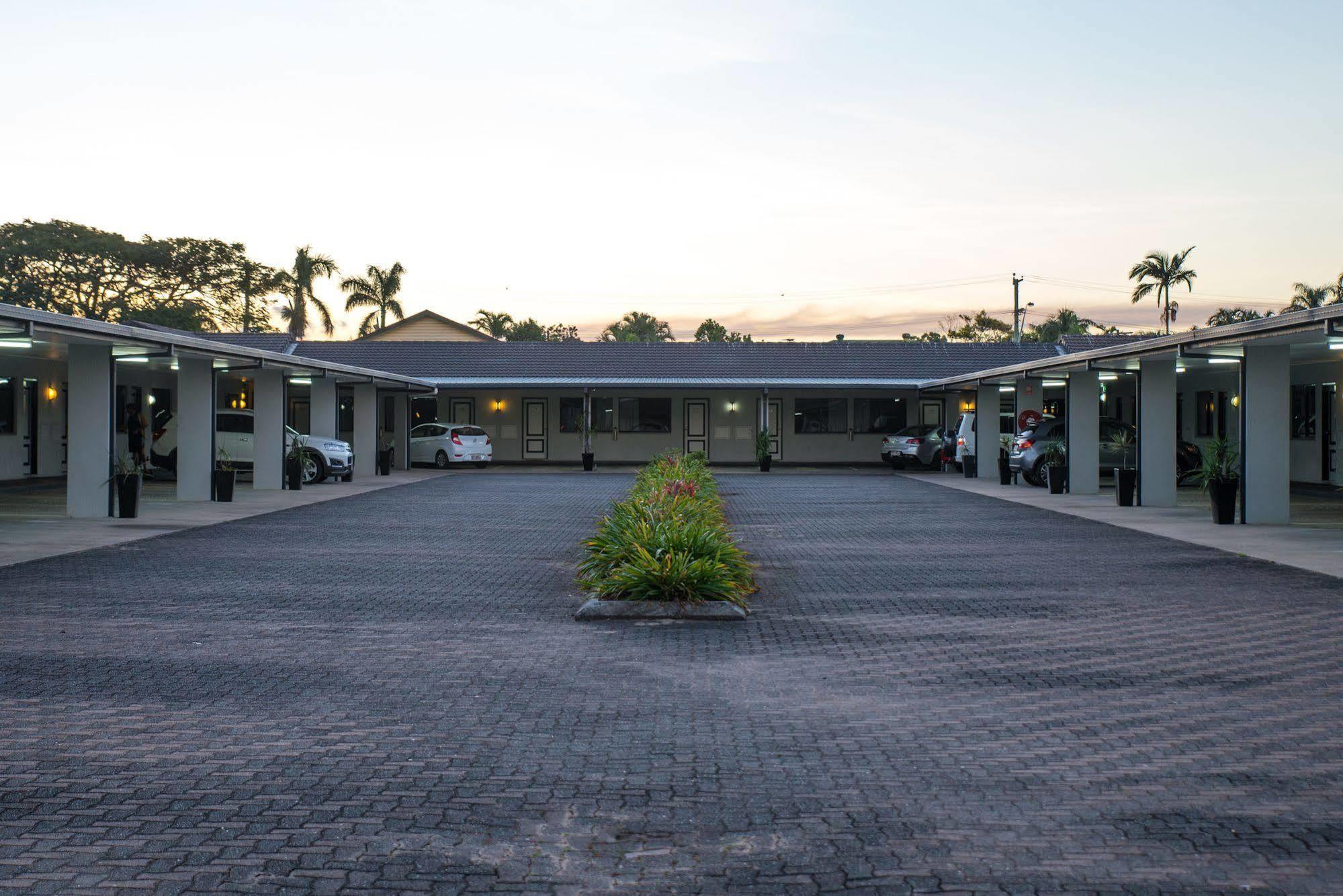 Alara Motor Inn Mackay Exterior photo